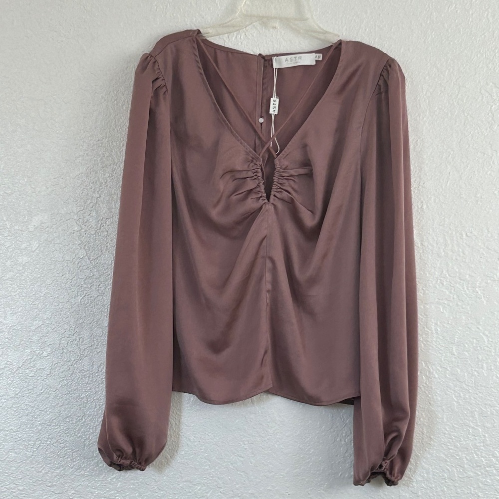 ASTR mauve colored blouse